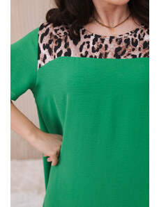 K-Fashion Šaty se zvířecím motivem jasně zelená