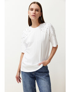Trendyol White 100% Cotton Stone Accessory Detail Relaxed/Comfortable Cut Knitted T-Shirt