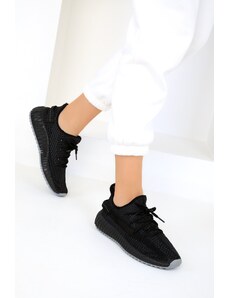 Soho Women's Black Sneakers 18911