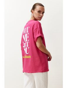 Trendyol Fuchsia 100% Cotton Back and Front Motto Printed Oversize/Comfortable Fit Knitted T-Shirt