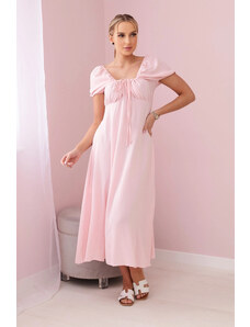 K-Fashion Volánkové šaty se zavazováním u výstřihu pudrově růžová