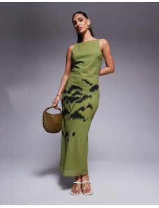 ASOS DESIGN faux fur gilet in black