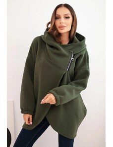 MladaModa Zateplená mikina s kapucí a asymetrickým zipem model 7765 barva khaki