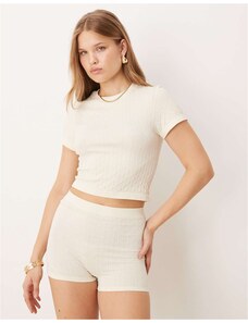 nike mini swoosh crop top