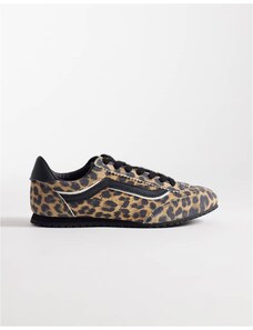 Vans Super Lowpro trainers in leopard print-Multi
