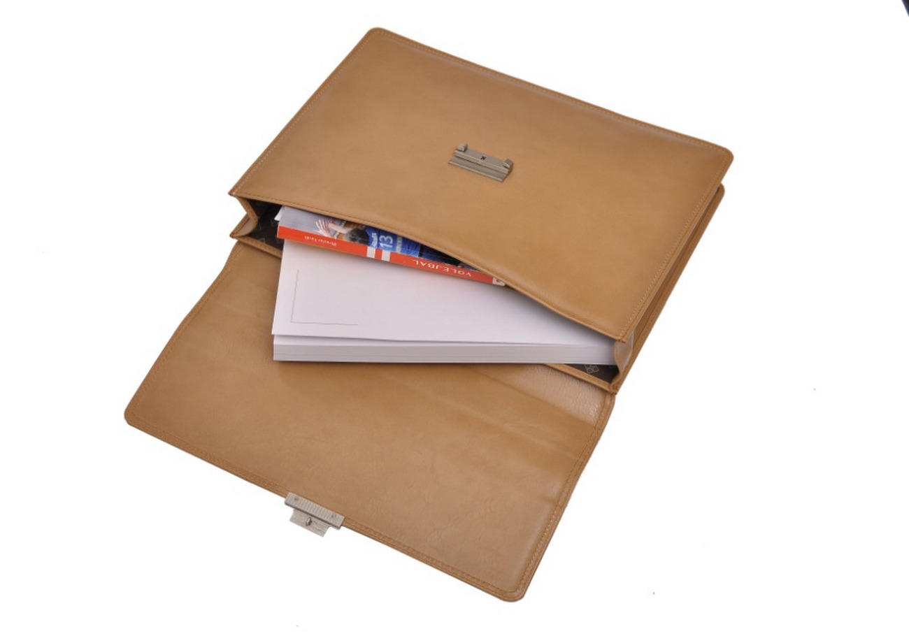 Kabelky od Hraběnky Kožená ručně šitá pánská aktovka SIDON - česká výroba; béžová