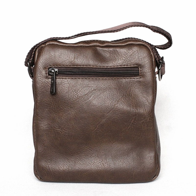 Pánská pevnější crossbody taška Coveri World CW2180 černá | KabelkyproVas.cz