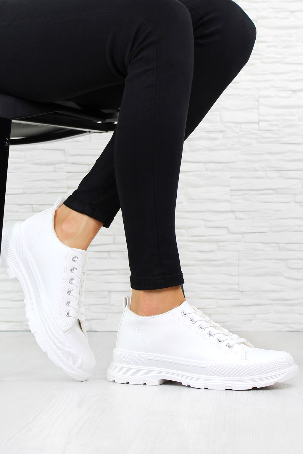 Prety Zateplené bílé tenisky 14004-8WH