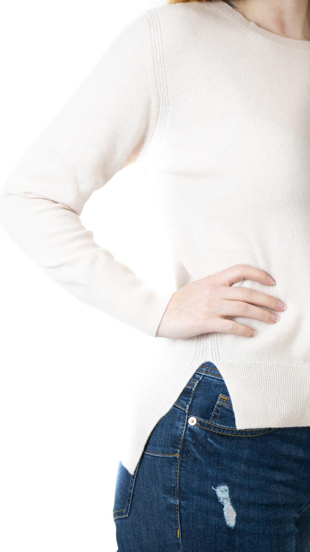 Kocca Dámský kašmírový svetr s průstřihy