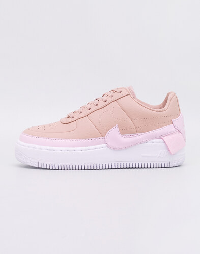 nike air force 1 jester trainers in beige and pink