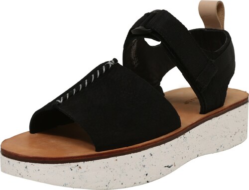 clarks trek maya