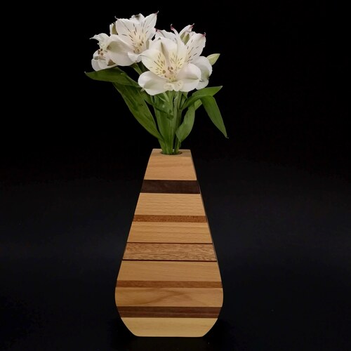 AMADEA Dřevěná váza s vodorovnými pruhy, masivní dřevo čtyř druhů dřevin,  výška 23 cm - GLAMI.cz
