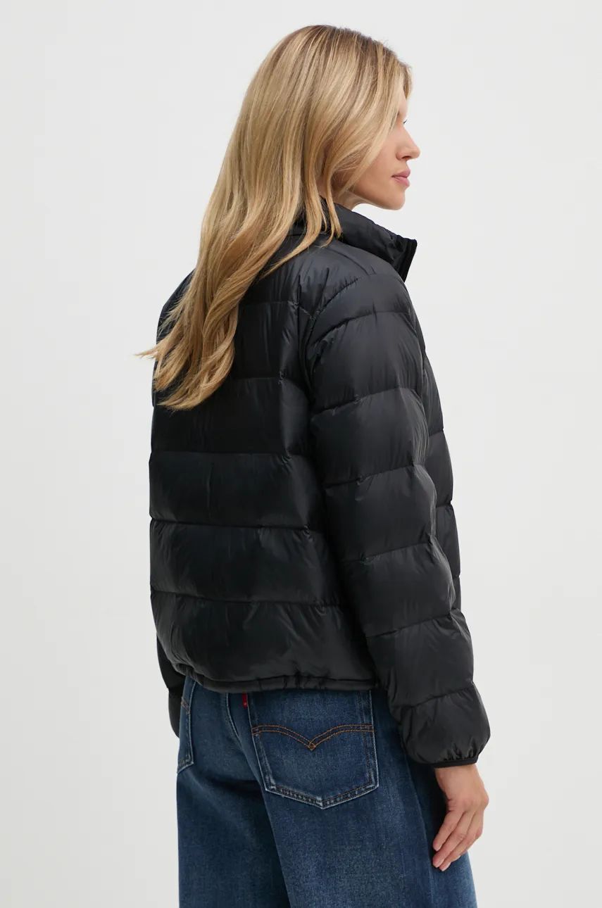 Péřová bunda Levi's dámská, černá barva, přechodná, A8320