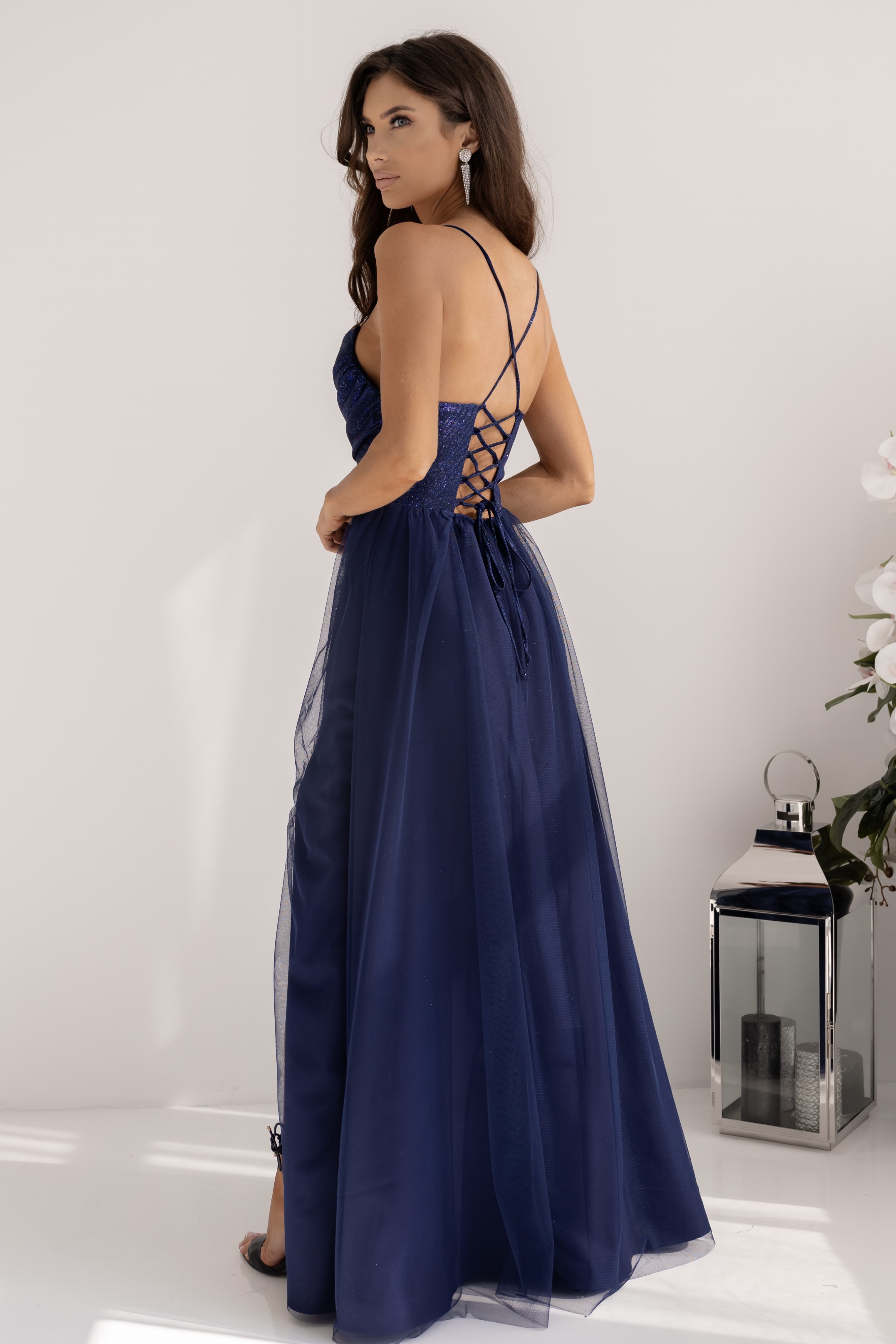Modré dlouhé šaty s třpytivým topem a tylovou sukní RUBY