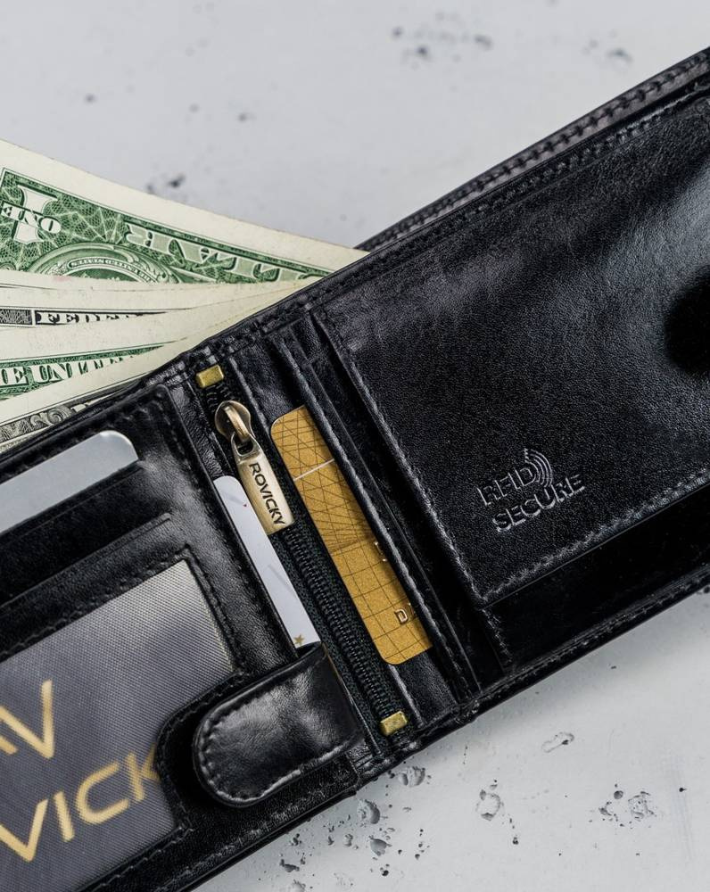 Rovicky Černá pánská kožená peněženka s protiskluzovou membránou L173