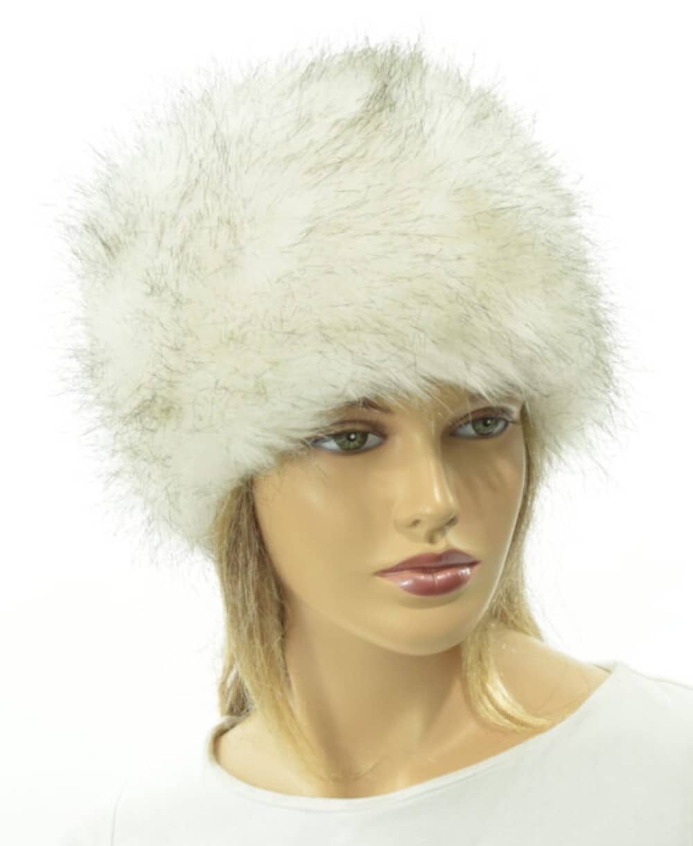Woolnil Bílá čepice s umělou kožešinou – elegantní a hřejivá