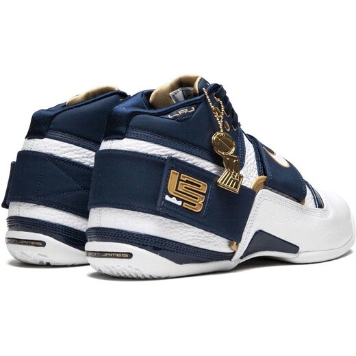 Lebron soldier ct16 best sale