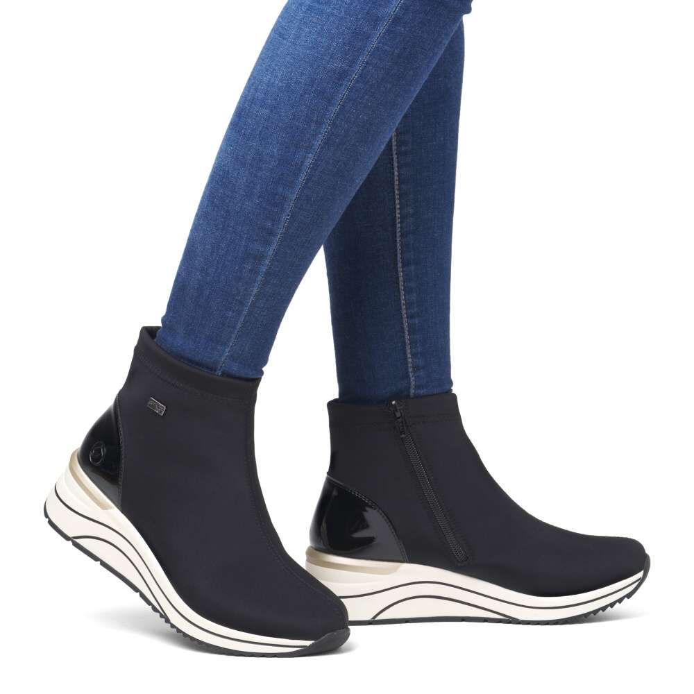 RIEKER Dámská kotníková obuv REMONTE D0T73-03 černá