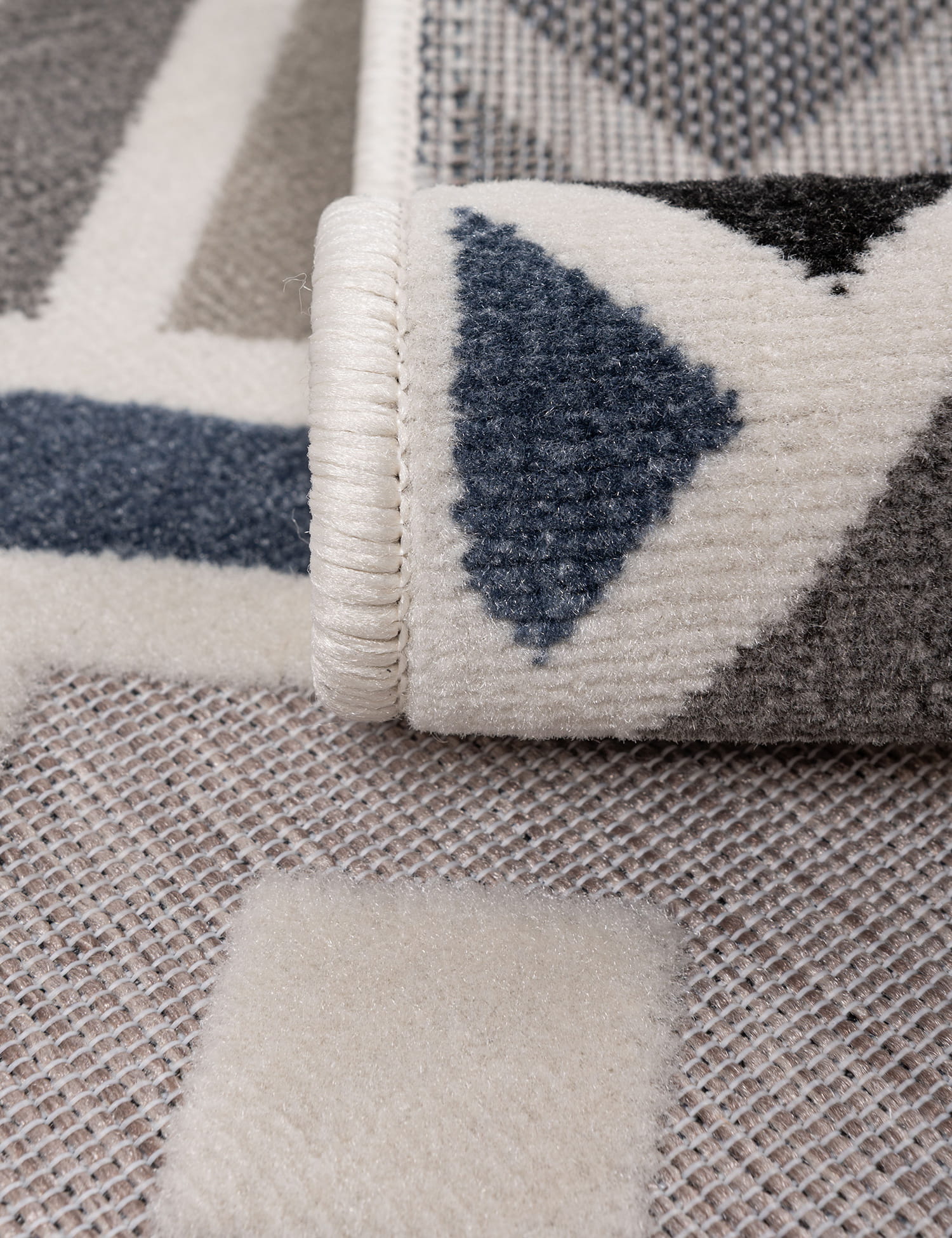 Venkovní vzorovaný koberec SHIFT ROMBY 160x220 cm Multidecor