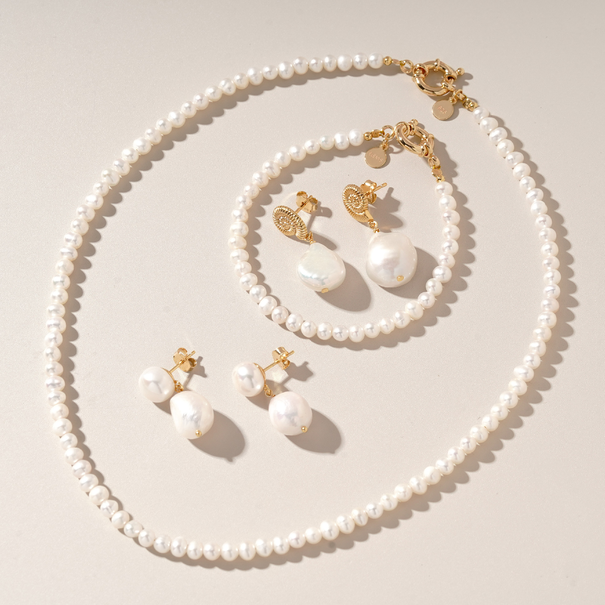 Elenys pozlacený perlový náhrdelník Clara 18K žluté zlato Perla 5A