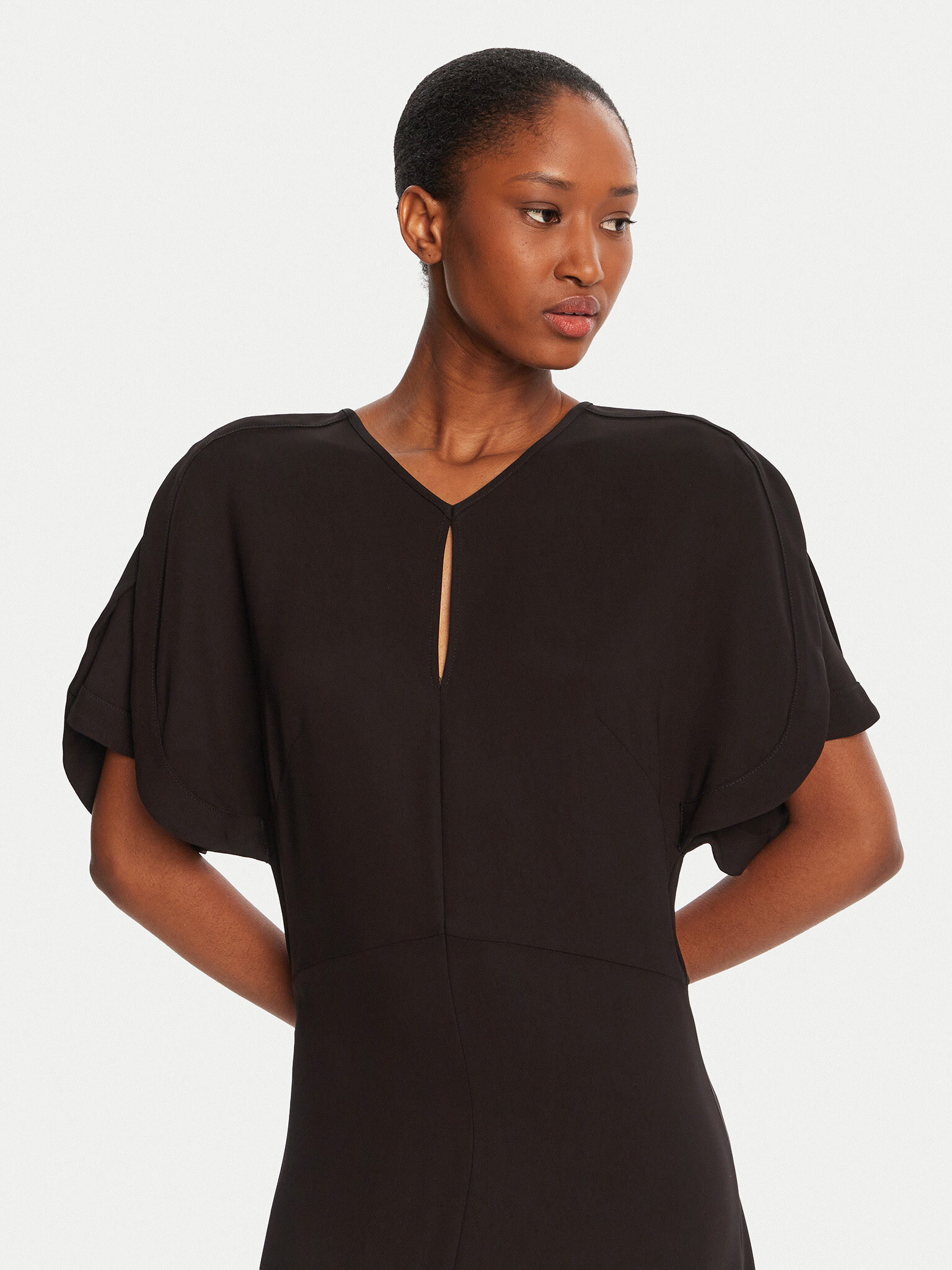 Koktejlové šaty BOSS