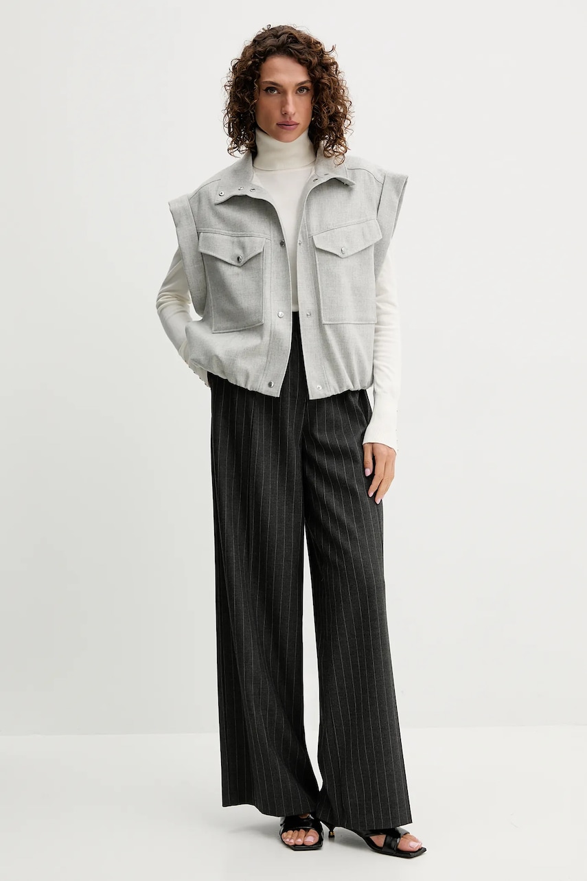 Vesta s přídavkem vlny BOSS Orange C_Jaflesti