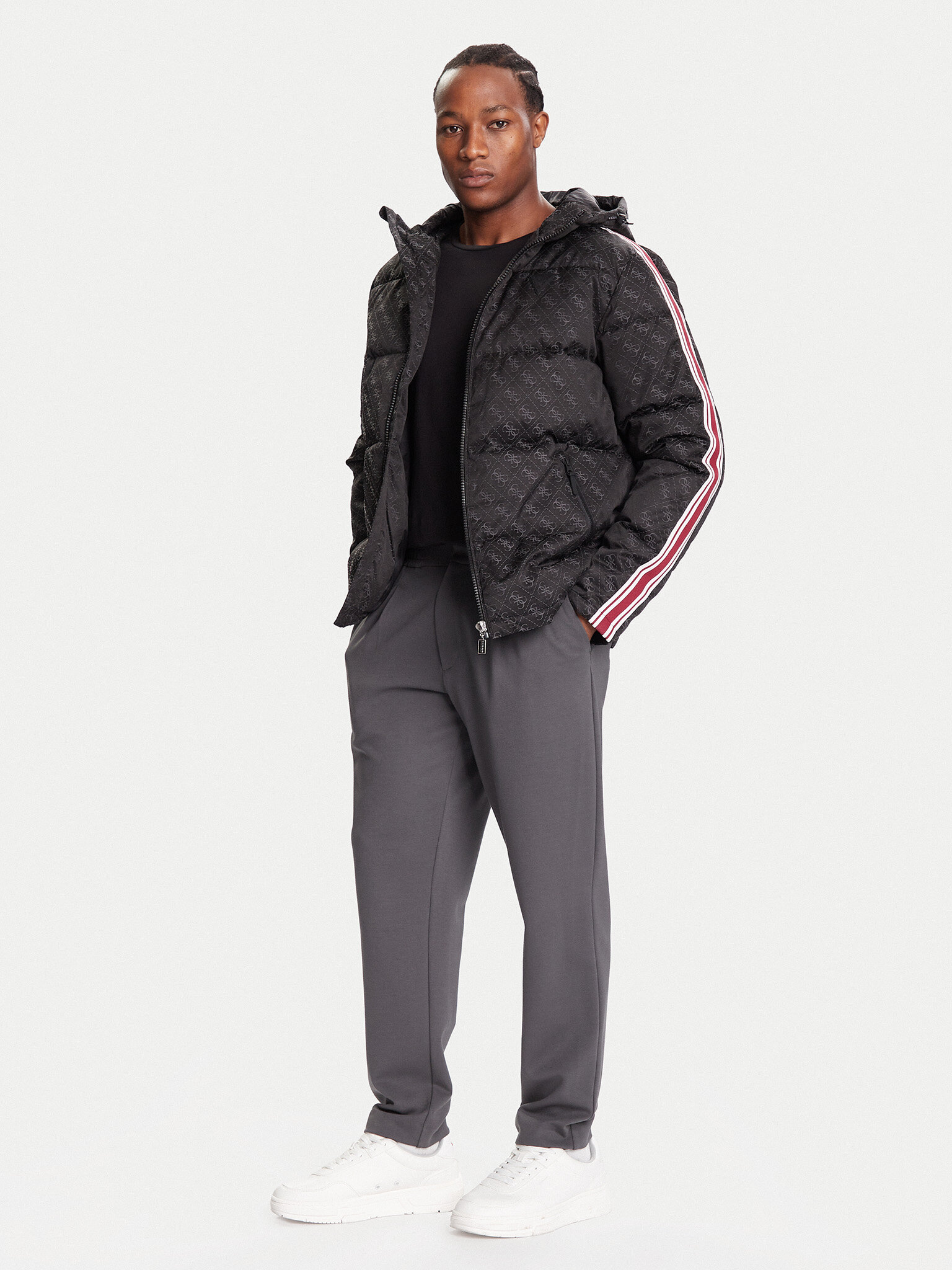 Bunda pro přechodné období Guess