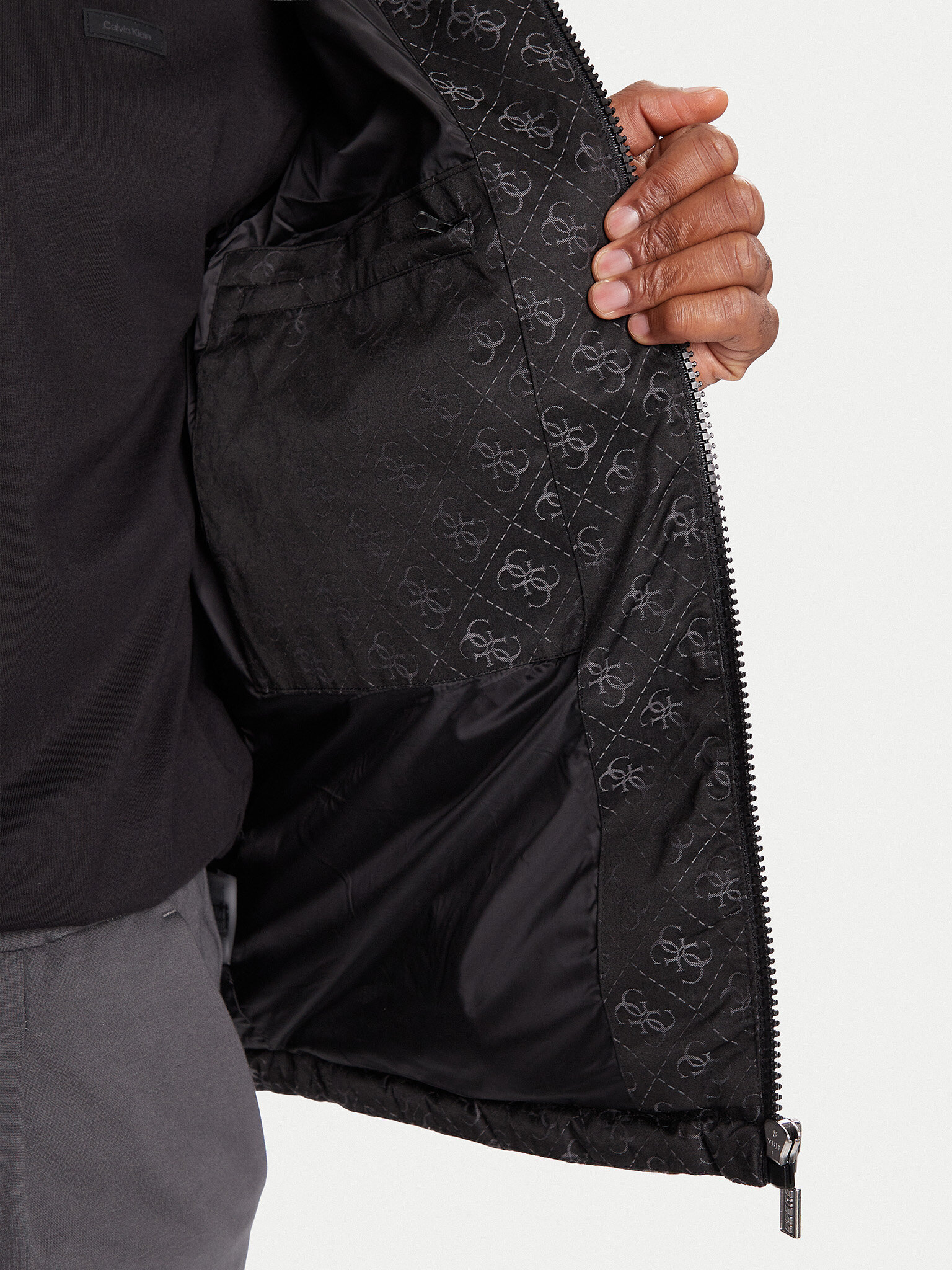 Bunda pro přechodné období Guess