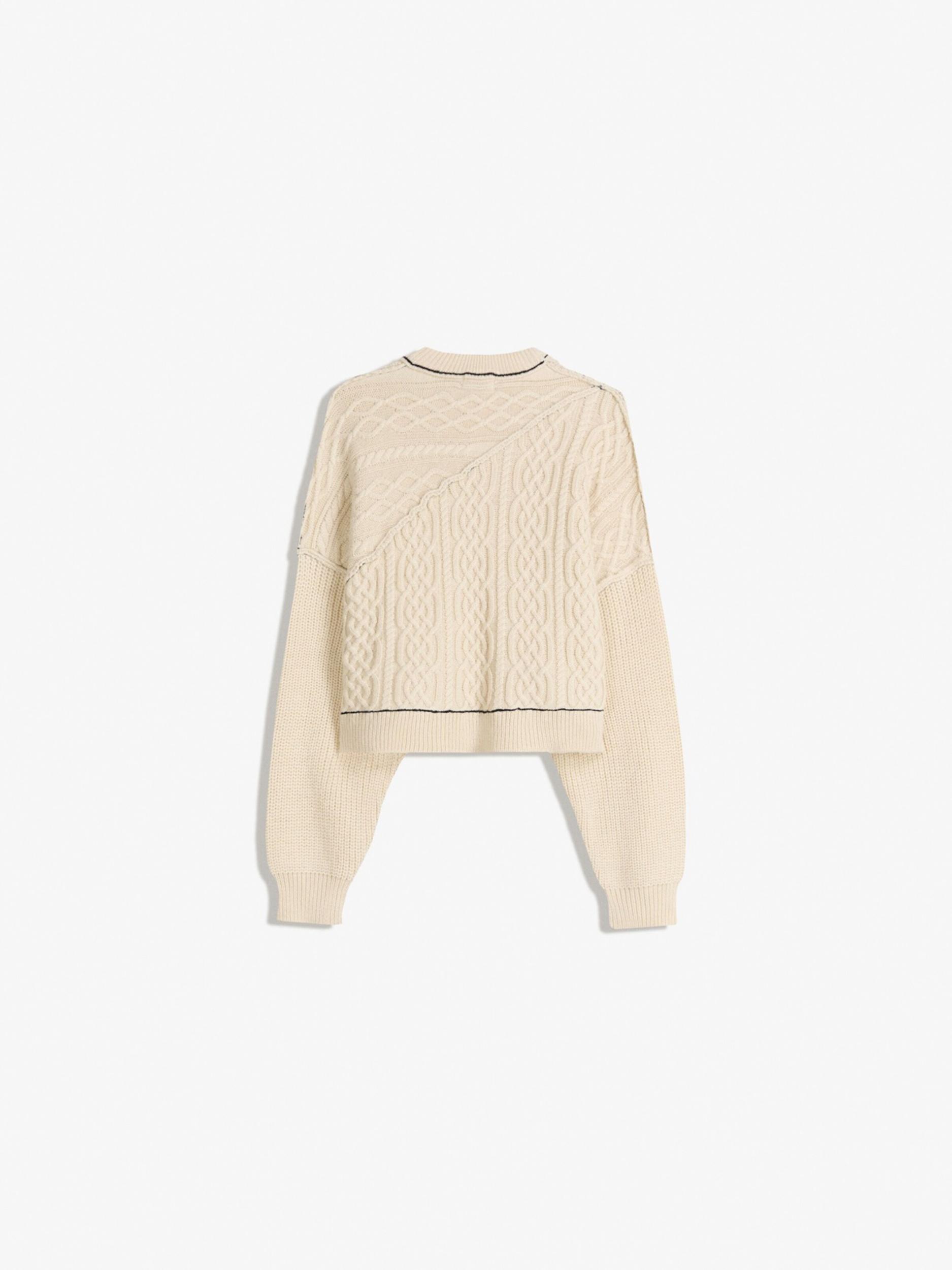 Bershka Svetr režná