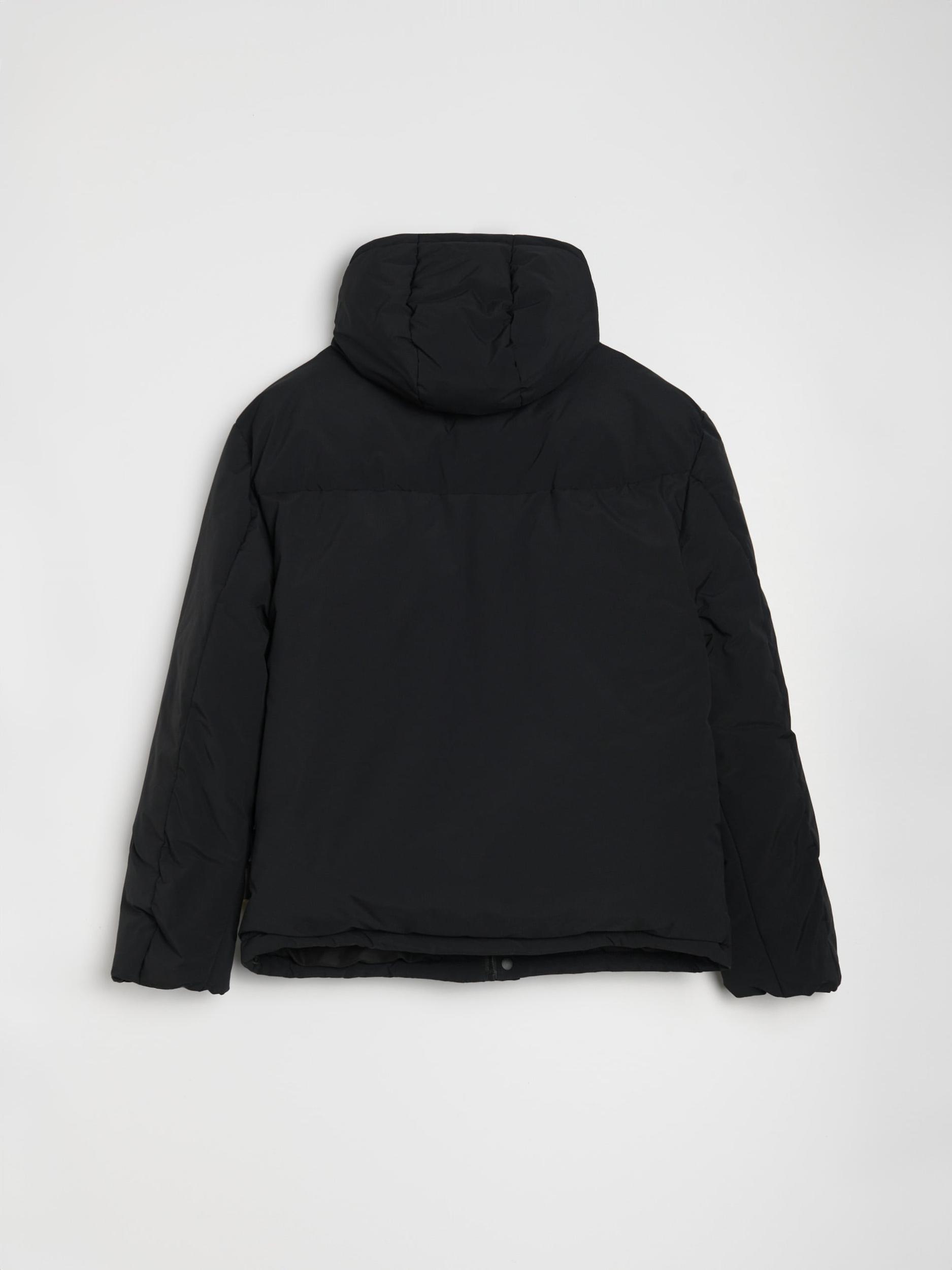 Sinsay - Prošívaná puffer bunda s kapucí - černá