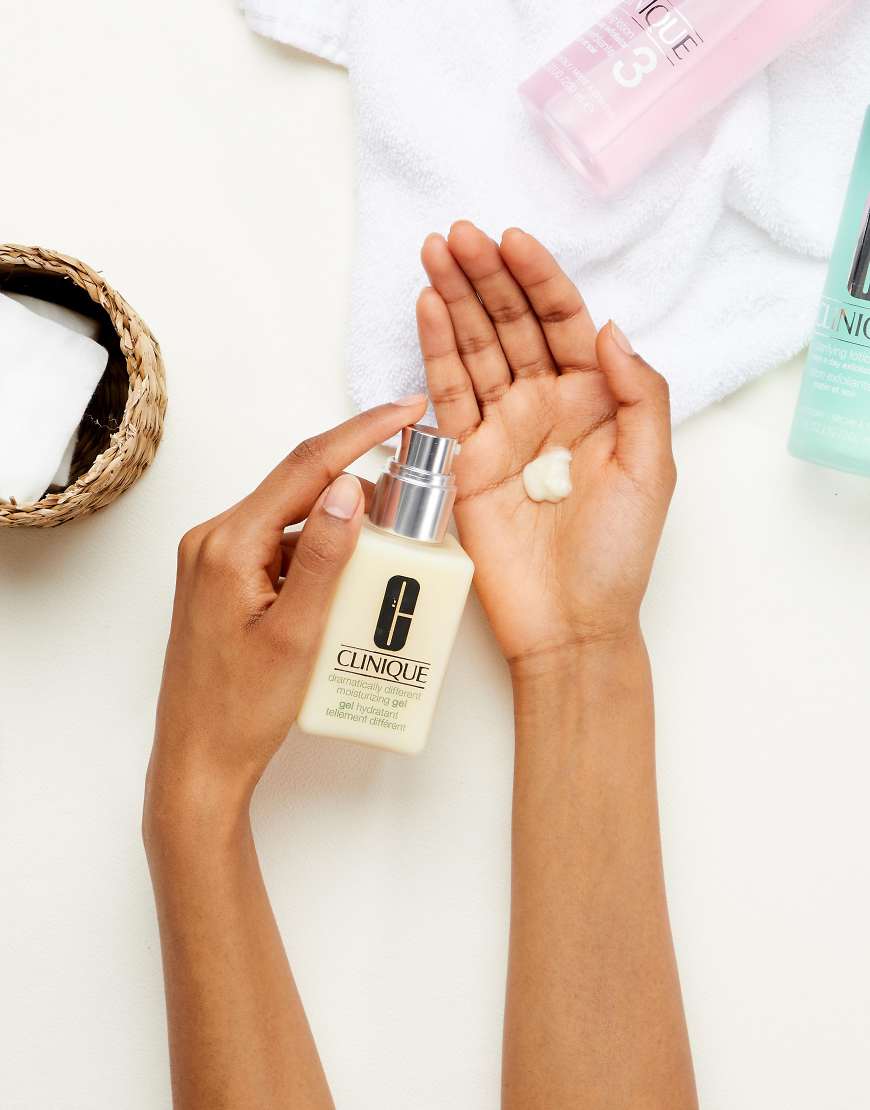 Clinique Dramatically Different Moisturising Gel 125ml With Pump-No colour