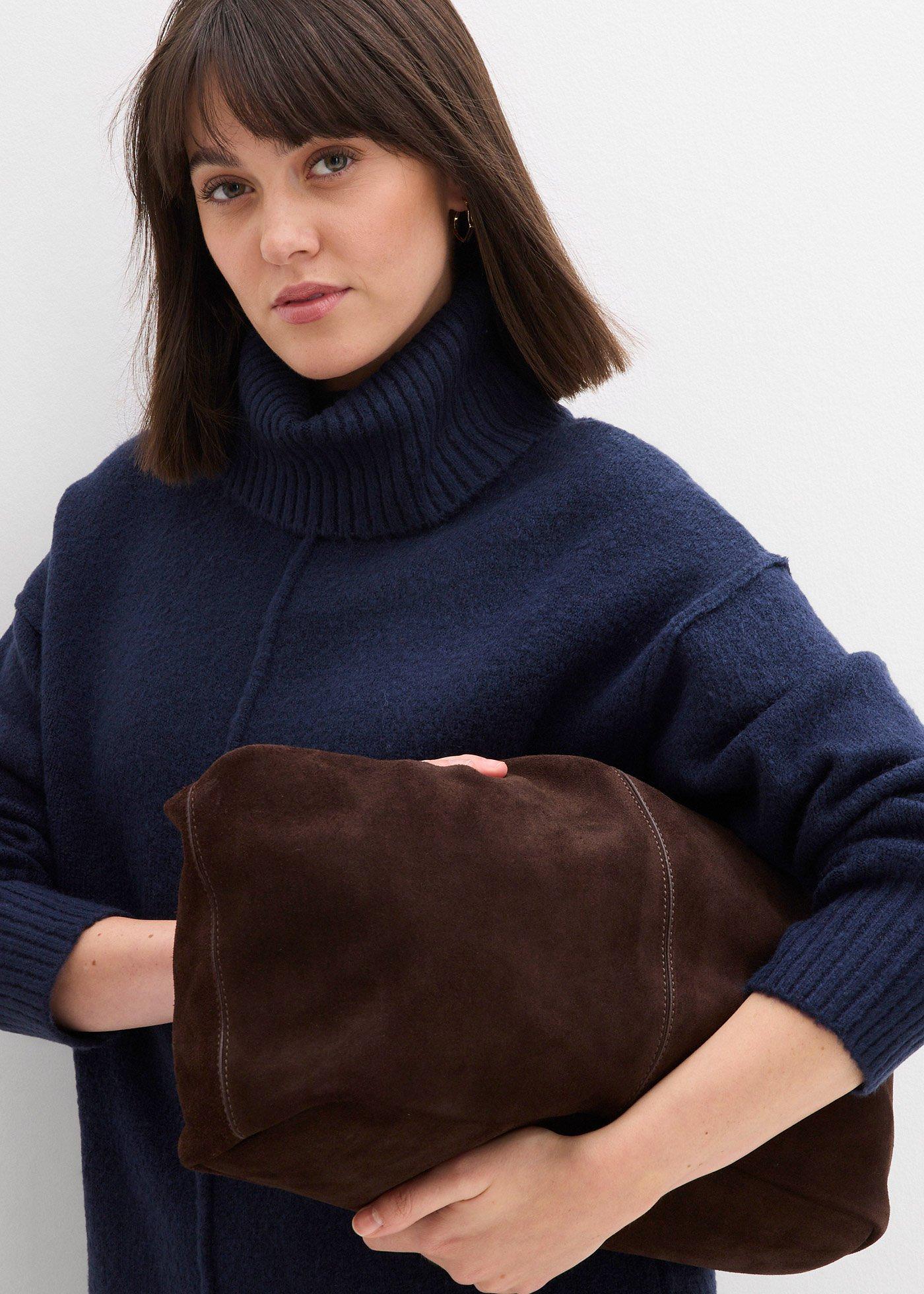 bonprix Pletené šaty s ozdobným švem Modrá