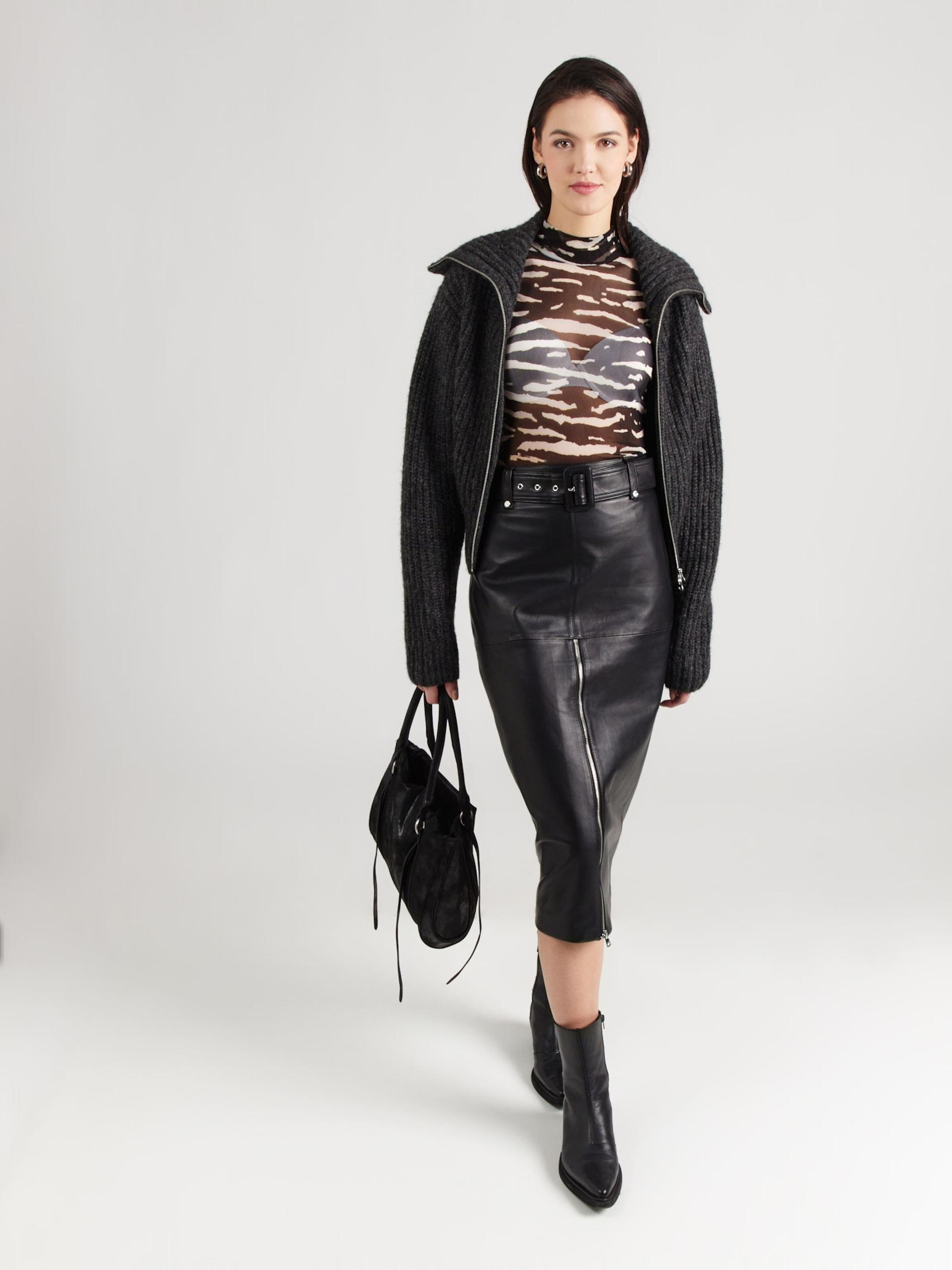 Marc Cain Tričko černá / bílá