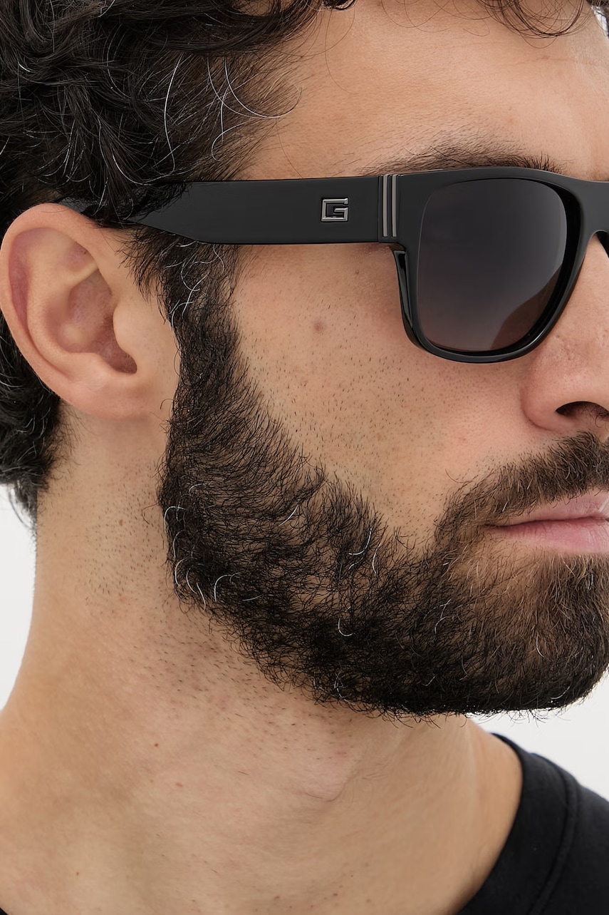 Sluneční brýle Guess