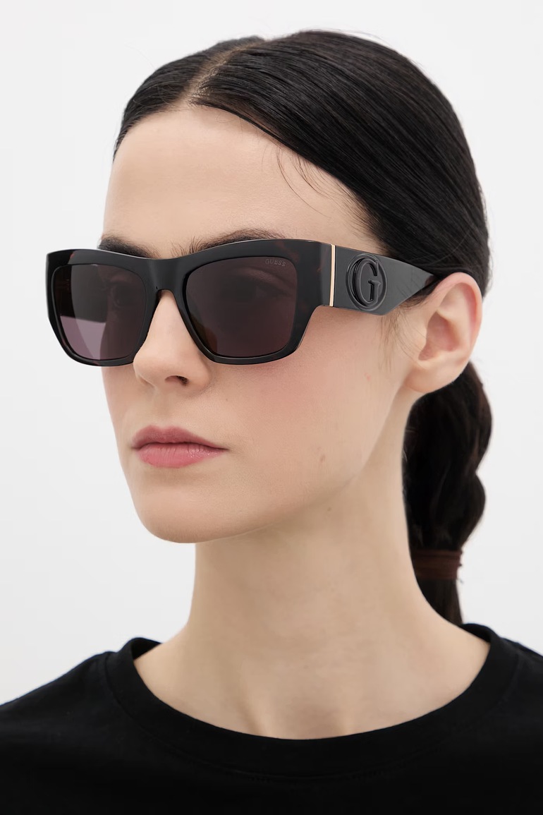 Sluneční brýle Guess
