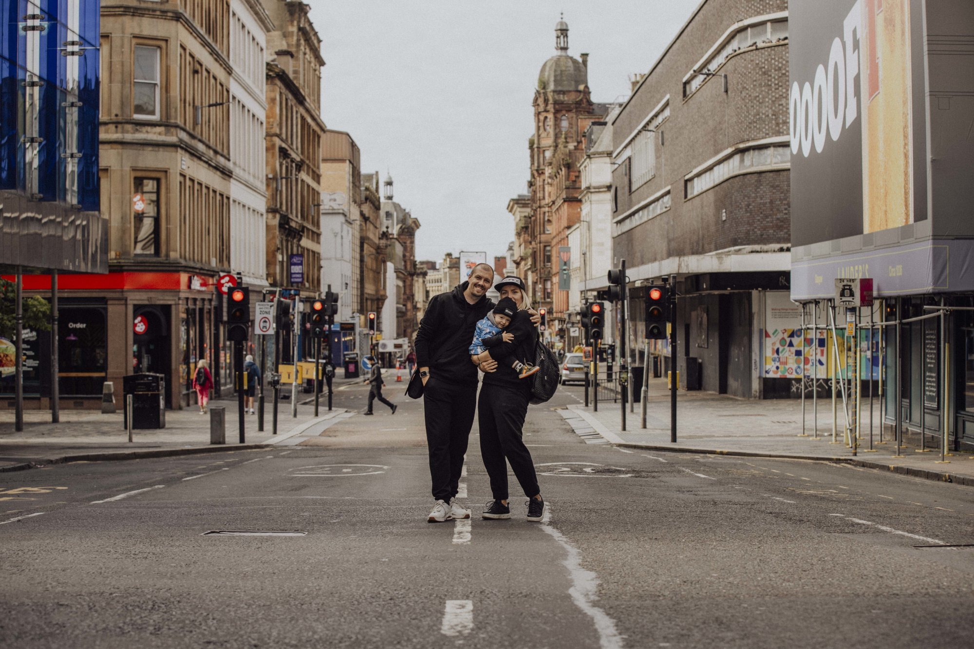FORCE mikina F COMFY UNI přes hlavu s kapucí, černá