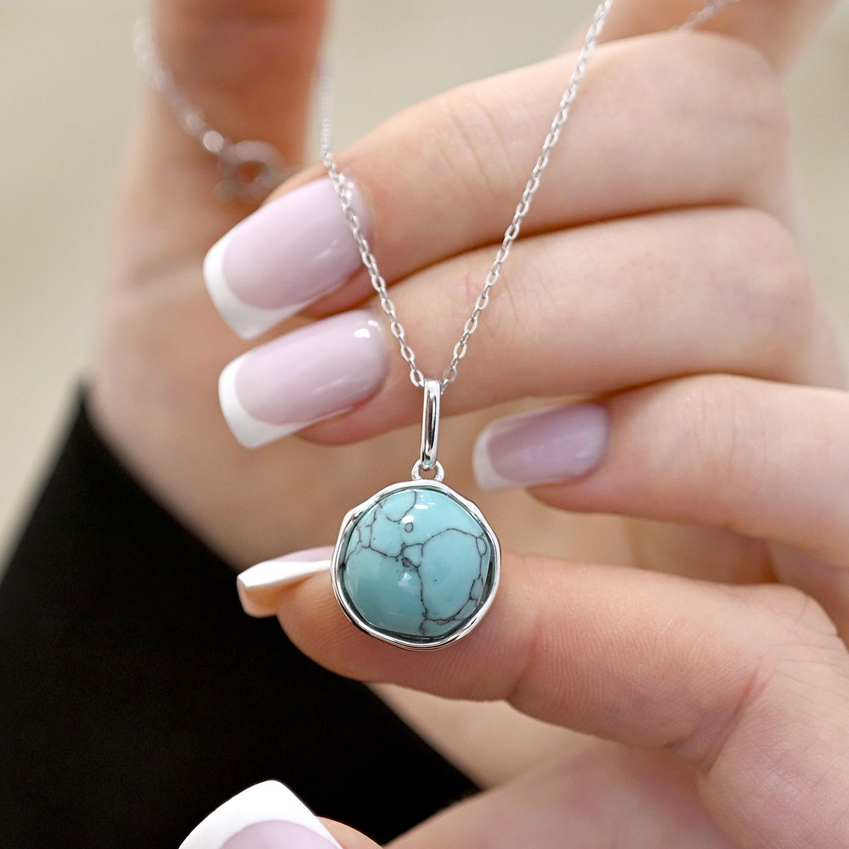 Stříbrný náhrdelník s tyrkysem 12162.3