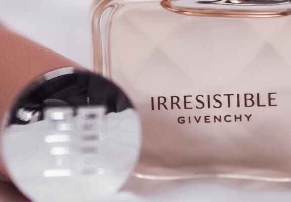 parfém Givenchy
