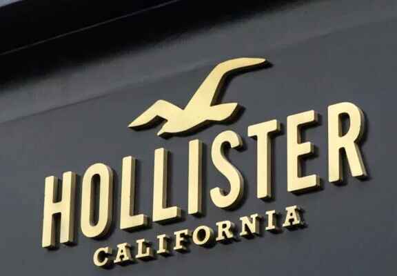 logo značky Hollister Co.