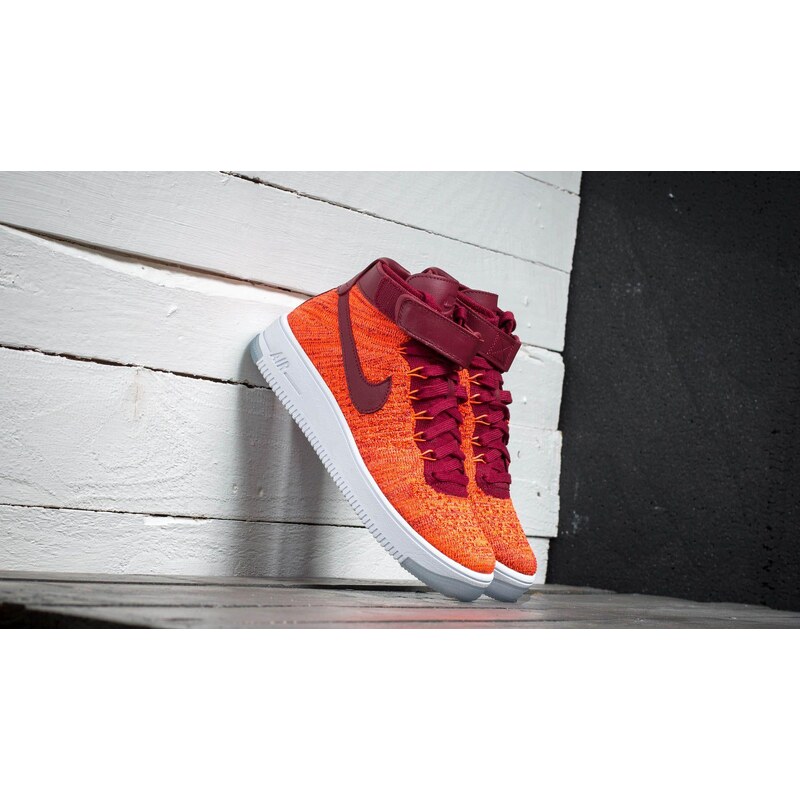 Nike W Air Force 1 Flyknit Total Crimson/ Team Red