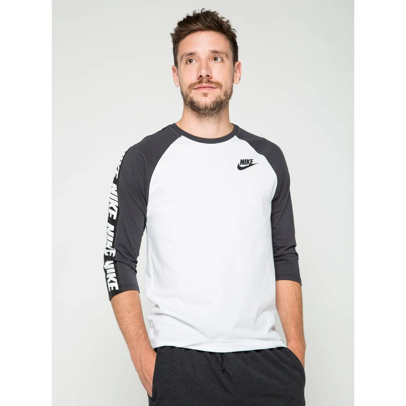Černo-bílé pánské triko s potiskem Nike Tee - GLAMI.cz