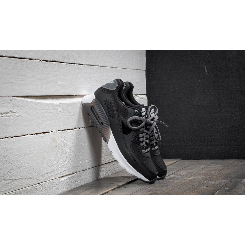 Nike W Air Max 90 Ultra Essential Black/ Black- Dark Grey- Pure Platinum