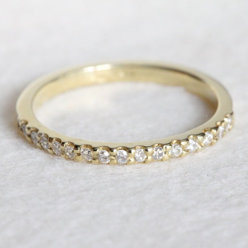 Briliantový prsten ve žlutém zlatě KLENOTA kln1147y
