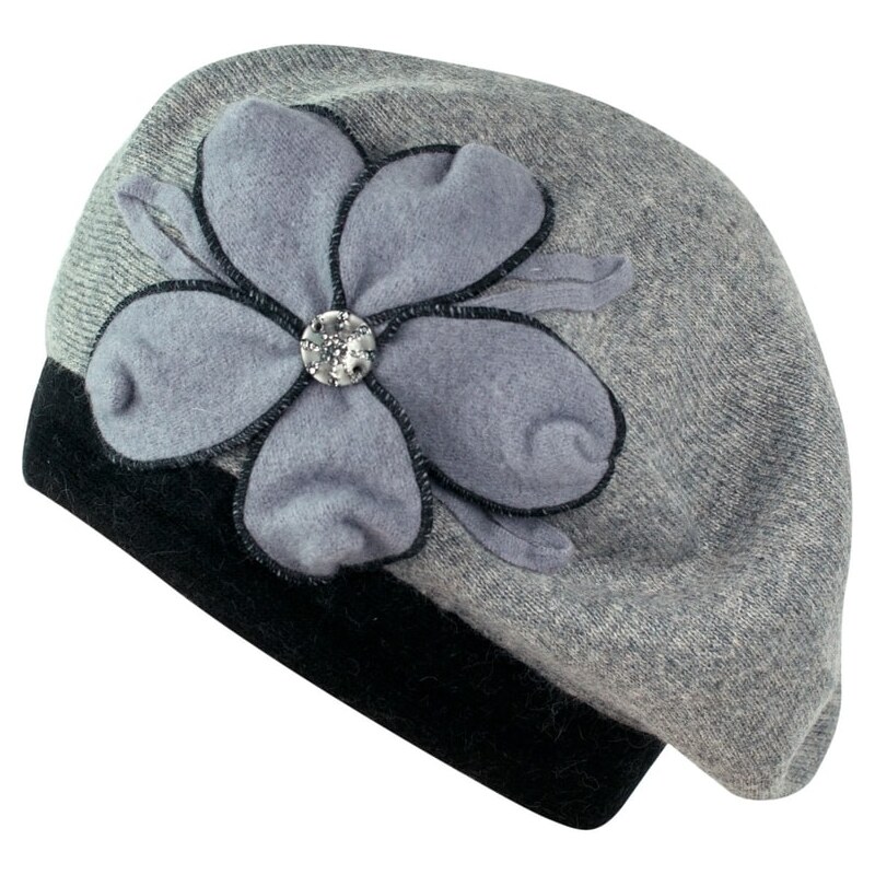 Art of Polo Pletený baret s květem a kamínkem tmavě šedý