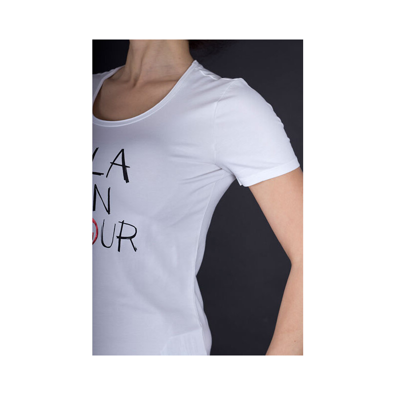 Armani Jeans Dámské luxusní bílé tričko Armani XL