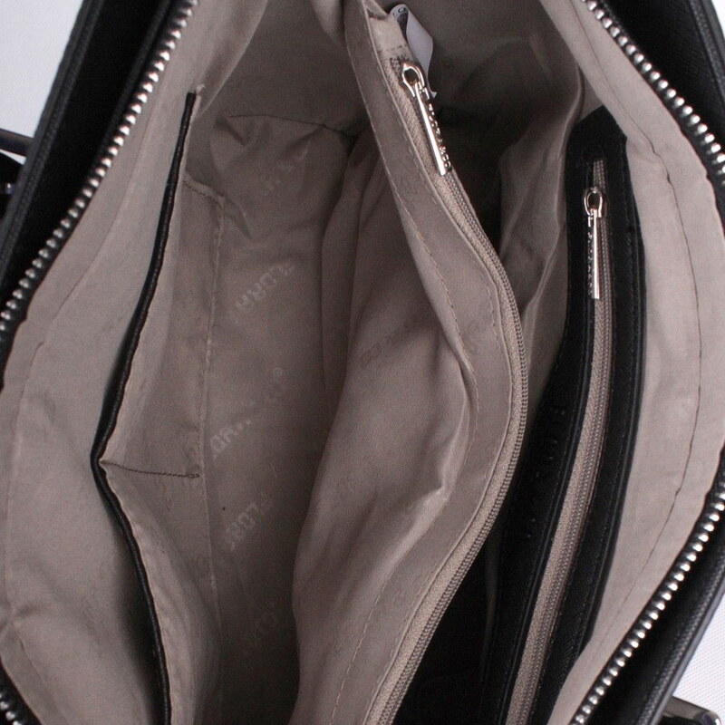 Černá elegantní pevná kabelka na rameno FLORA&CO F9179