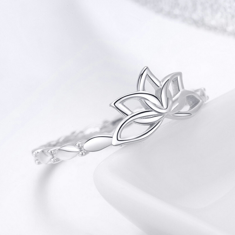 Royal Fashion prsten Lotosový květ BSR018