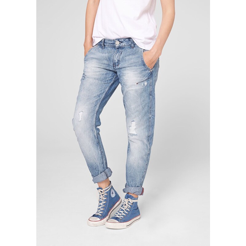 s.Oliver New Fit: casual distressed jeans