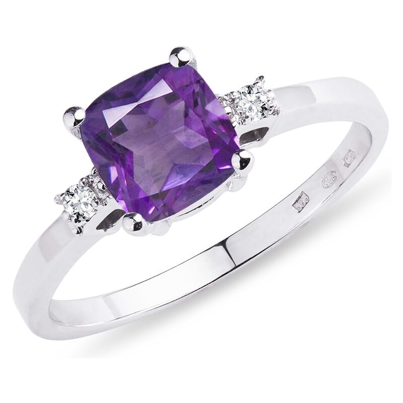 Stříbrný prsten s cushion ametystem a diamanty KLENOTA k0484019