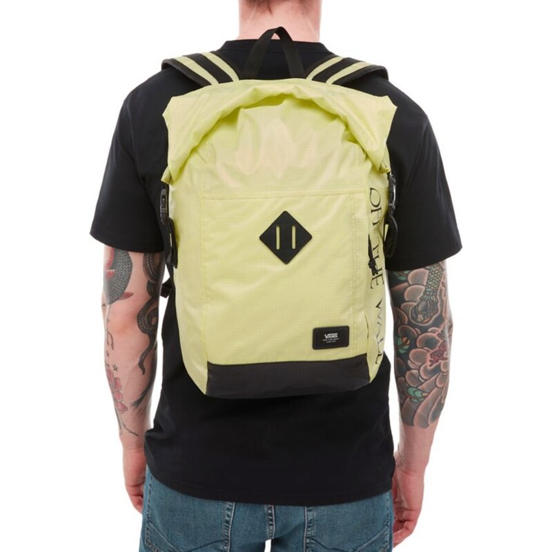 Žlutý batoh Vans Fend Roll Top 21l